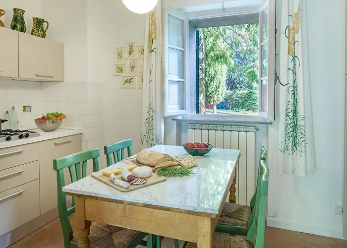 Casa Ciculino 8, Emma *